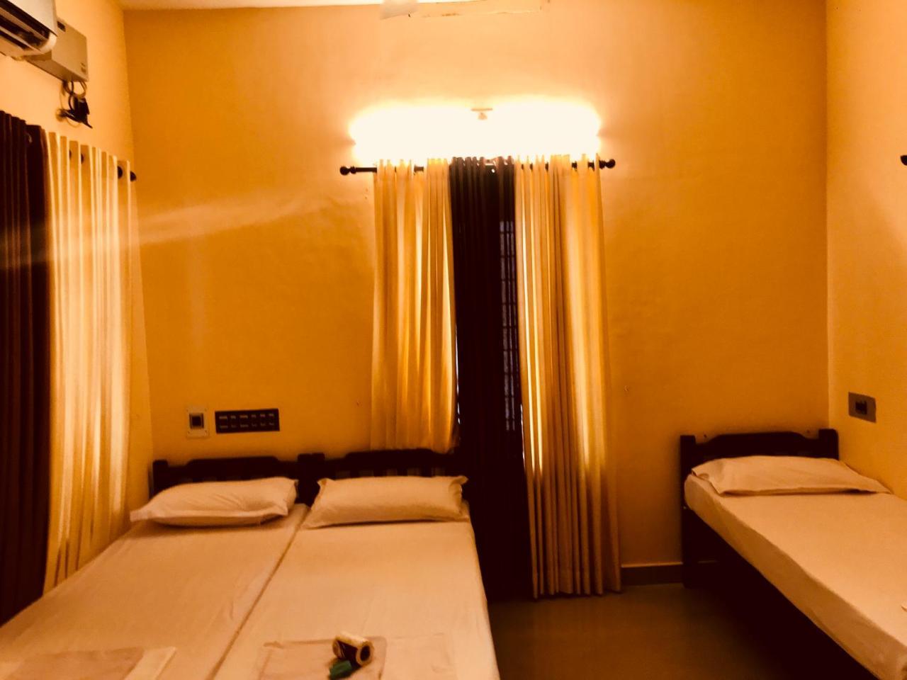 Bastian Homestay Kochi ภายนอก รูปภาพ