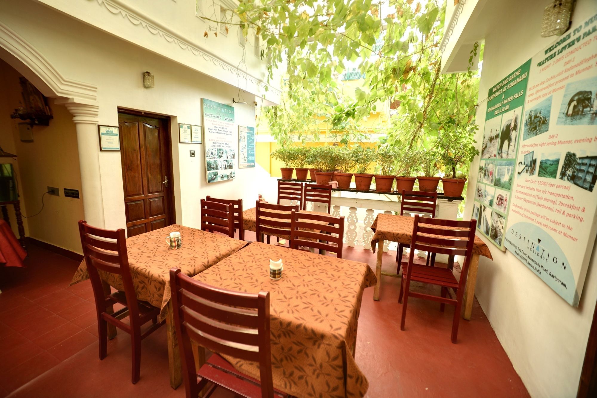 Bastian Homestay Kochi ภายนอก รูปภาพ
